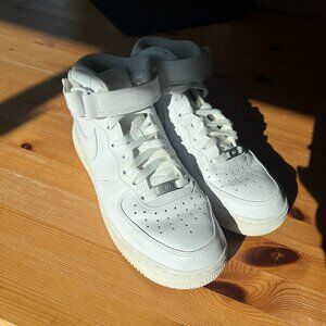 Nike Air Force 1 Mid '07 White Womens 9 US / Mens 7.5 US